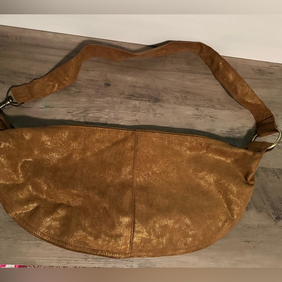 Vintage Saddle Bag - Picture 2 of 8